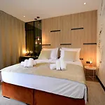 Gostinjska kuća The Lion 4*